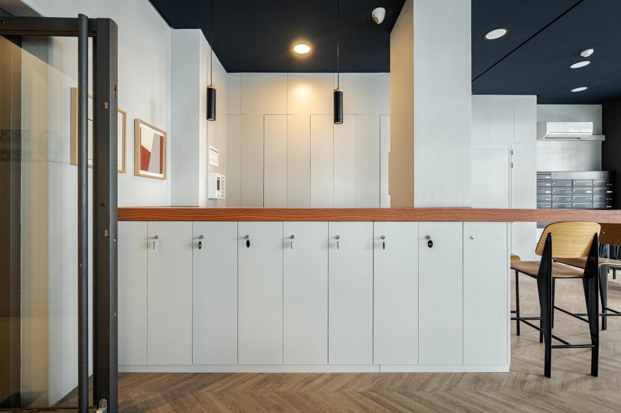 Feelathome Waldorf Suites Apartments Мадрид Екстериор снимка