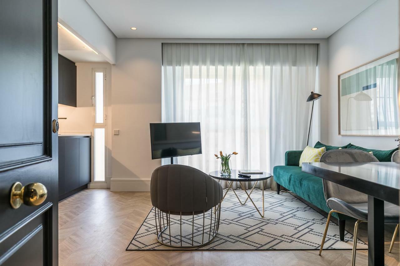 Feelathome Waldorf Suites Apartments Мадрид Екстериор снимка