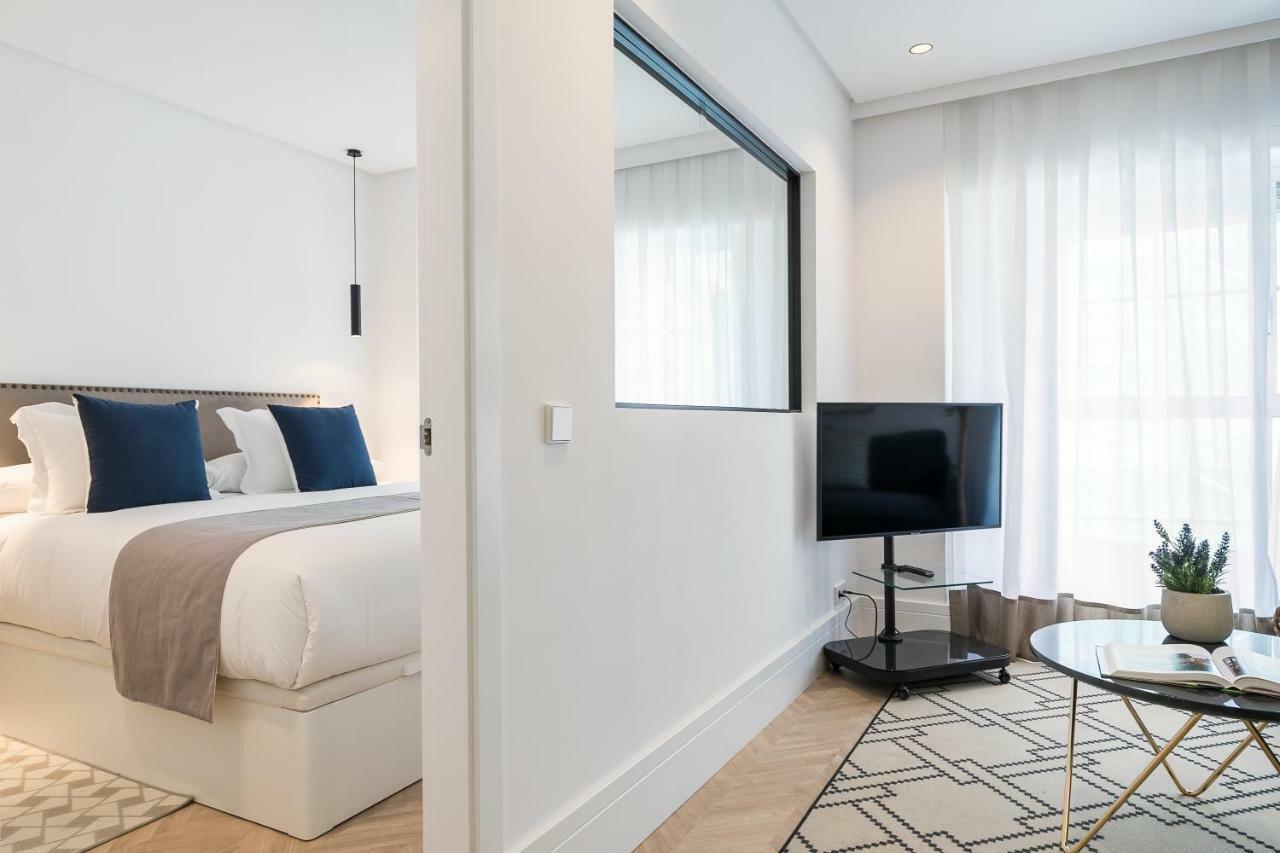 Feelathome Waldorf Suites Apartments Мадрид Екстериор снимка