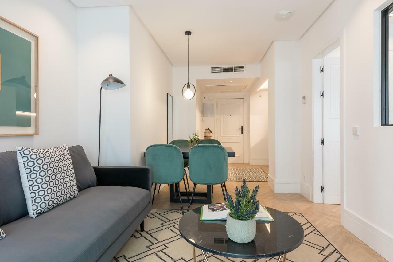 Feelathome Waldorf Suites Apartments Мадрид Екстериор снимка