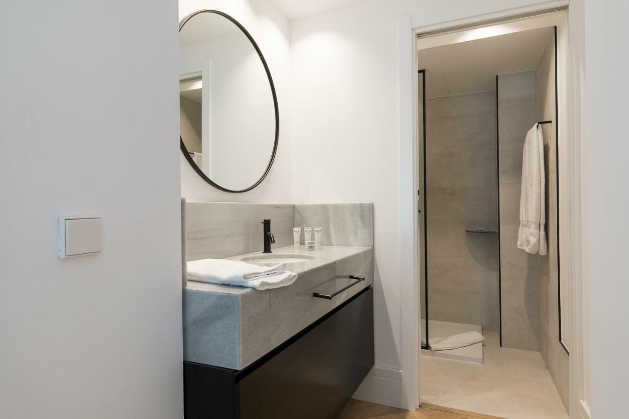 Feelathome Waldorf Suites Apartments Мадрид Екстериор снимка